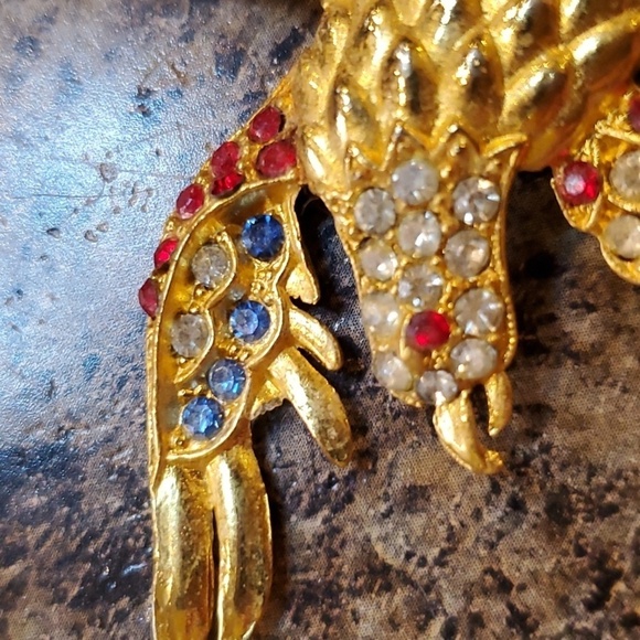 Eagle brooch Vintage Gold with red white and blue rhinestones 3 inch - Picture 2 of 6